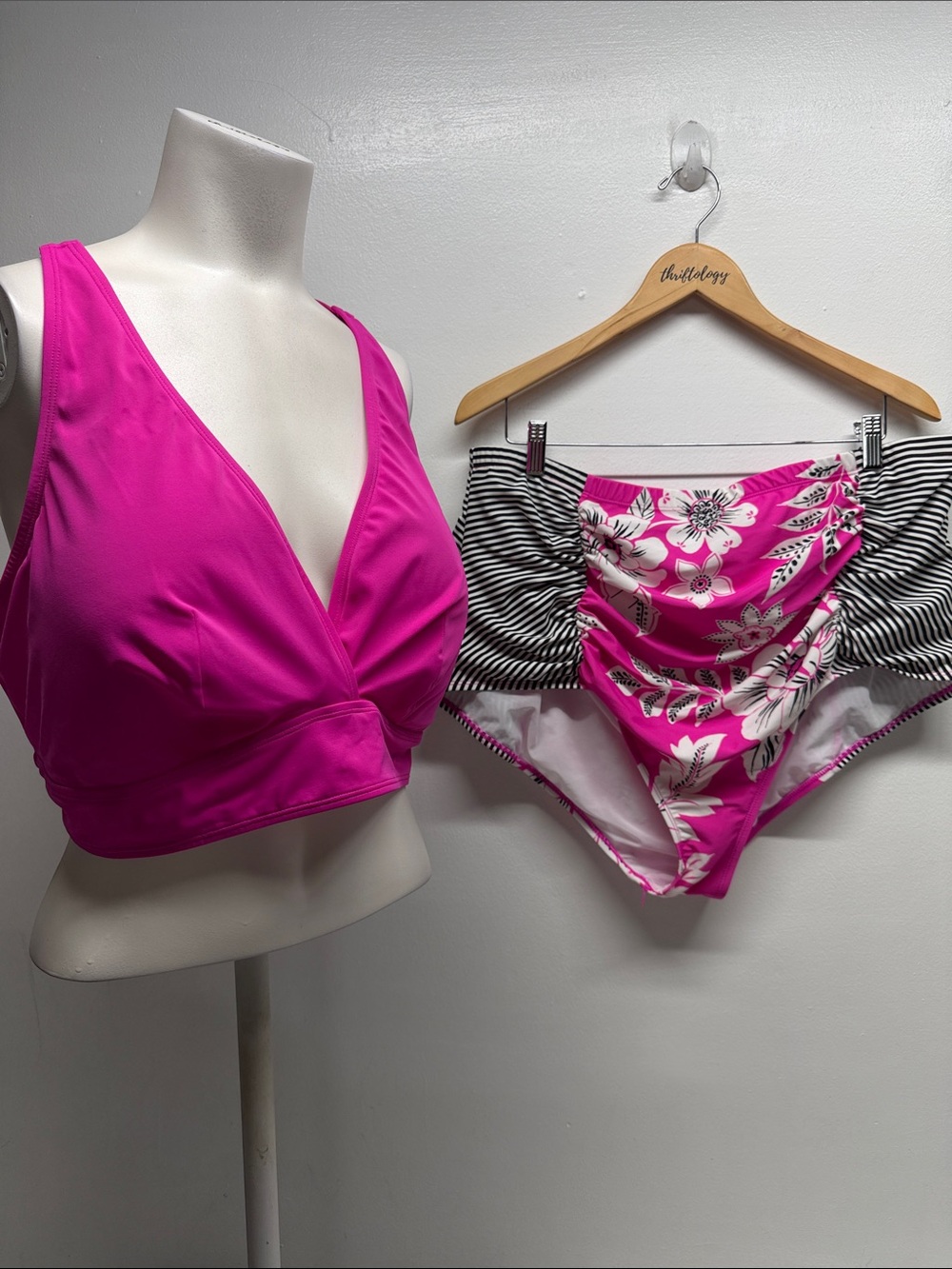 Torrid Swim Suit Set High Rise Ruched Bikini Floral Striped Pink Plus Size 4X